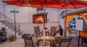 The Cove-Bed and Breakfast Style Unit with 3 bedrooms and Free Parking - Image 5