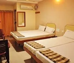 Hotel Suprabath Towers - Image 2