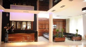 Garni Uni Elita Lux Hotel - Image 4