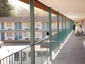 Augusta Best Inn - Image 5