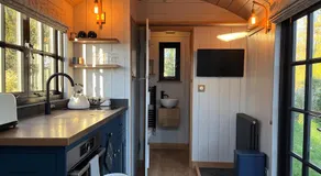Cocklebury Farm - Image 5