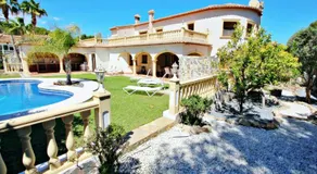 Bahia - spacious family villa with private pool in Moraira - Image 3