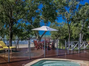 Cottonwood Beachfront Estate, Port Douglas - Image 3