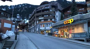 1-room apartment * directly by the cable car * Bernese Alps - Image 2