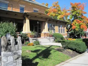 Walton Manor Inn Bed & Breakfast - Image 3