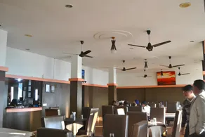 Hotel Sagar View - Image 5