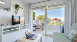 Little Hawaii Apartments - Image 2