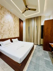 The Royal Resorts - Image 5