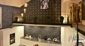 Le LOFT, MoonLOVE, Jacuzzi et sauna privatifs sur terrasse, 120m2 - Image 5