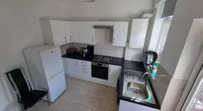 2 Bedroom House Perfect for Family Work Stays Easy Access to Manchester Oldham - Image 5