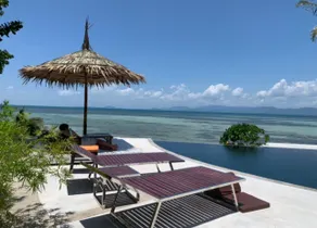 B52 Beach Resort - Image 3