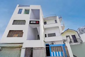 Hotel O Krishna - Image 4