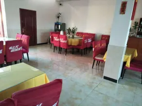 Longqing Gorge Qingfeng Pavilion Restaurant - Image 3