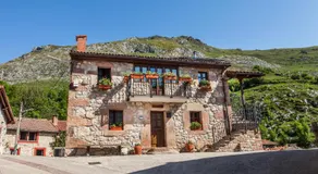 Apartamentos Rurales El Tio Pablo Picos de Europa Tresviso - Image 4