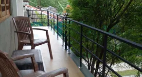 Thomasha Homestay & Tuk Tuk Tour - Image 2
