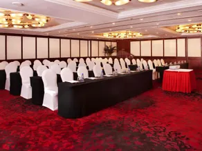 Hotel Equatorial Shanghai - Image 3