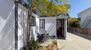 Kings Gate Motel - Image 5