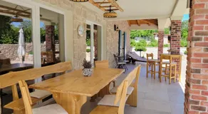 Villa Alara - charming villa with heated swimming pool - Image 4