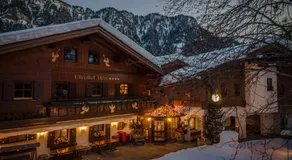 Charmehotel Uhrerhof - Deur - Image 5