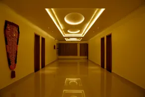 The Grand White Palace - Image 4