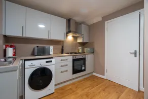Kingswood - Image 5
