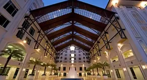 Straits Quay Marina Suites Penang - Image 3