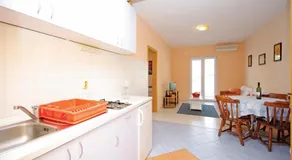 Apartments and Mobile Homes Makarska - Image 3