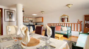 Appartement de luxe avec piscine, bain à remous et d'assurance Hébergement gratuit - Image 3