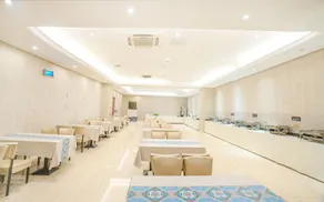Vienna International Hotel  Zhejiang Jiaxing Longding Wanda Square - Image 4