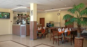 Hotel Black Sea - Breakfast, Pool & Free Parking - Image 5