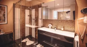 Hotel Zur Heimat - Ihr Weidener Hotel mit hauseigenen Parkplätzen und Wellness - Image 2