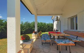 Holiday Home Mia by 22Estates - Image 4