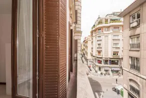 M&F Apartaments Gran Via - Image 5