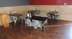 North 99 Motel - Image 4
