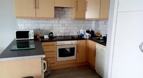 Sunnyside View Apartment -modern & cosy apartment with magnificent views to match - Image 3