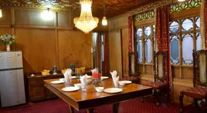 Nazneen Group Of Houseboats - Image 3