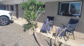 Lakeside Village Park Motel - Image 2