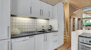 Lovely Home In Tisvildeleje With Wifi - Image 4