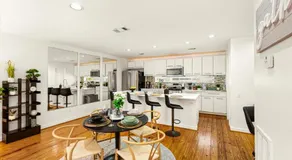 Luxe 3 Story Townhome with Downtown View Near NRG Stadium Centrally Located Walkable To Popular Restaurants - Image 3