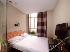 Yijia Fashion Express Hotel - Image 4
