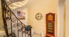 Suite Victory Authentic Maltese Duplex in Birgu - Image 4