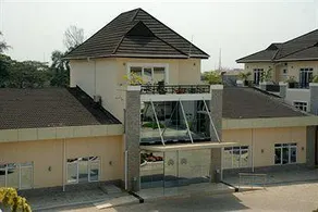 Amber Residence - Image 1