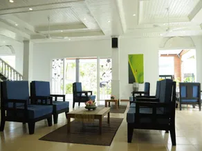 Frangipani Villa Hotel II - Image 4