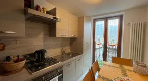 LA CASA DI PUCCI nel borgo affrescato di PARLASCO - Image 3