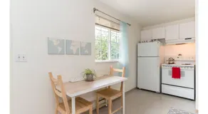 Cozy, Charming & Central in Kent - Image 4
