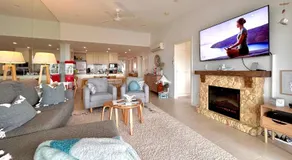 The Salty Seagull – ocean-view luxe! - Image 2