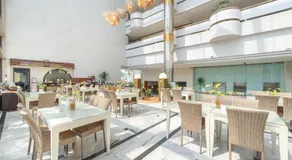 Lux Tychi Hotel - Image 5