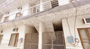 REGAL HOMESTAYS - Budget & Smart Rooms - Image 1