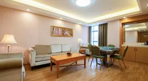 Vienna Hotel Qinzhou North Area Plaza - Image 4