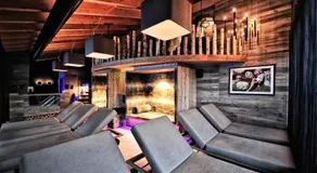 Alps Lodge - Image 2